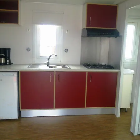 Parque De Campismo Orbitur Foz De Arelho. Parque de Campismo *