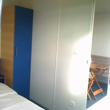 Parque De Campismo Orbitur Foz De Arelho. Parque de Campismo Foz do Arelho