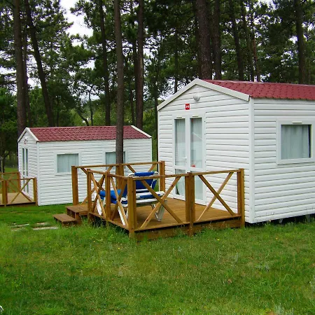 Parque de Campismo Parque De Campismo Orbitur Foz De Arelho. *