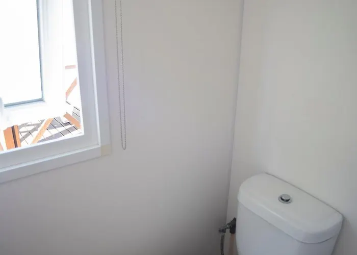 Parque De Campismo Orbitur Foz De Arelho. Кемпинг *