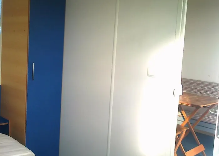 Parque De Campismo Orbitur Foz De Arelho. Campingplads Foz do Arelho