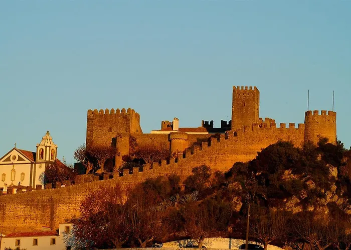 Parque De Campismo Orbitur Foz De Arelho. Фош-ду-Арелью
